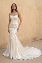Robe de mariée ivoire satinée coupe sirène bustier avec corset - Harana