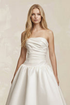 Robe de mariée blanche trapèze en satin bustier sans manches - Harana