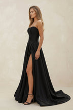 Robe de mariée noire trapèze en satin bustier sans manches - Harana
