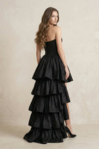 Robe de mariée noire trapèze en satin bustier décolleté cœur - Harana