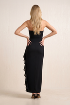 Robe noire midi coupe fourreau bustier ornée de volants avec fente - Harana