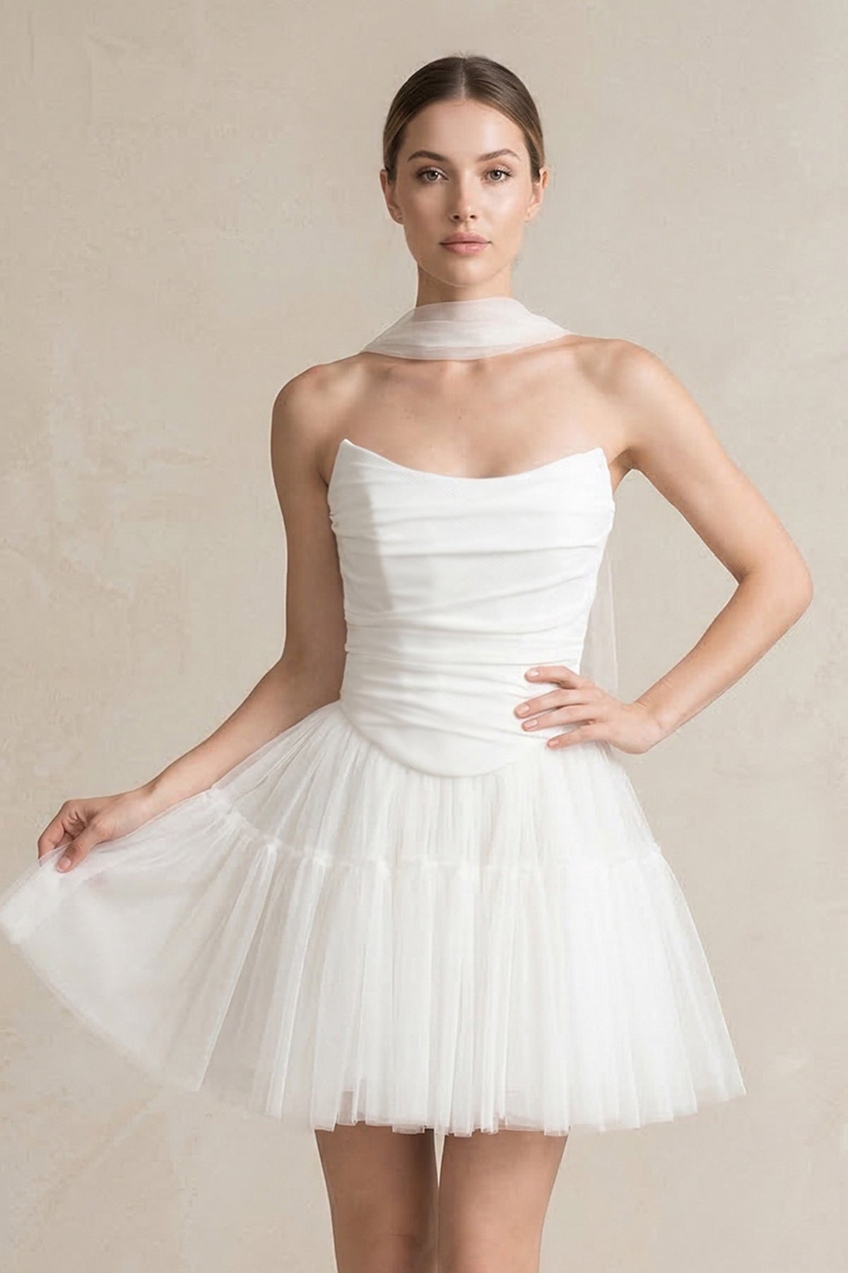 Robe de mariée courte blanc en tulle bustier sans manches - Harana