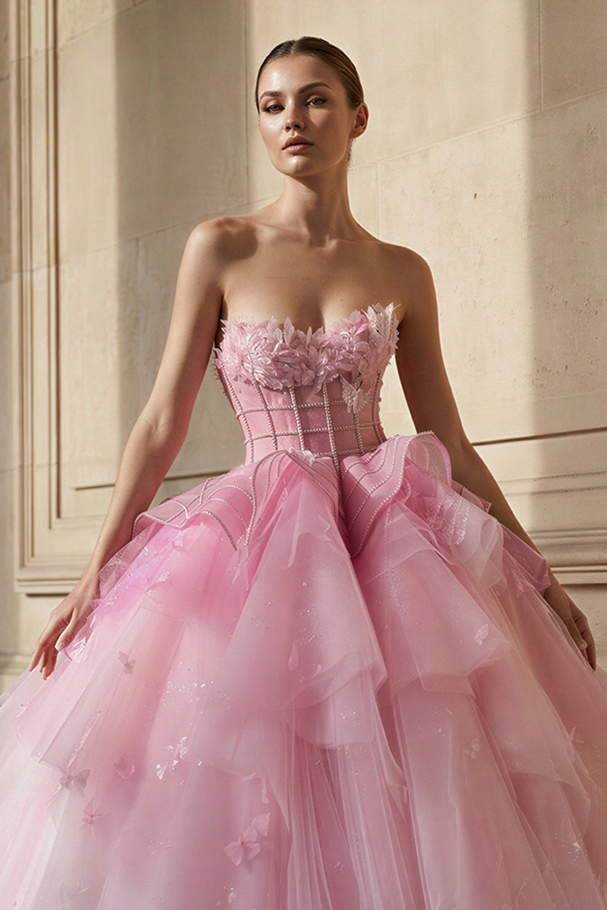 Robe longue rose en tulle bustier à appliqués - Harana