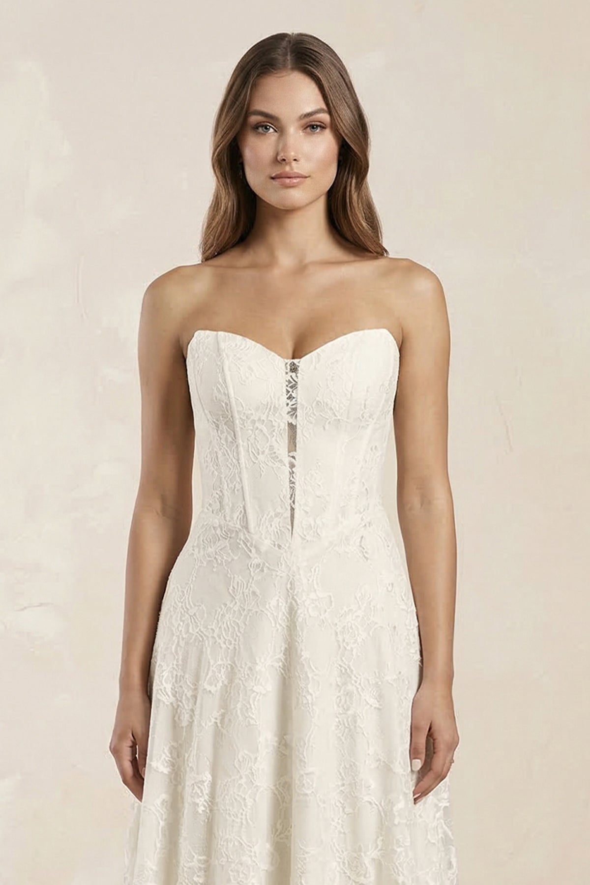 Robe de mariée ivoire trapèze en dentelle décolleté cœur sans manches - Harana