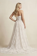Robe de mariée ivoire trapèze en dentelle décolleté cœur sans manches - Harana