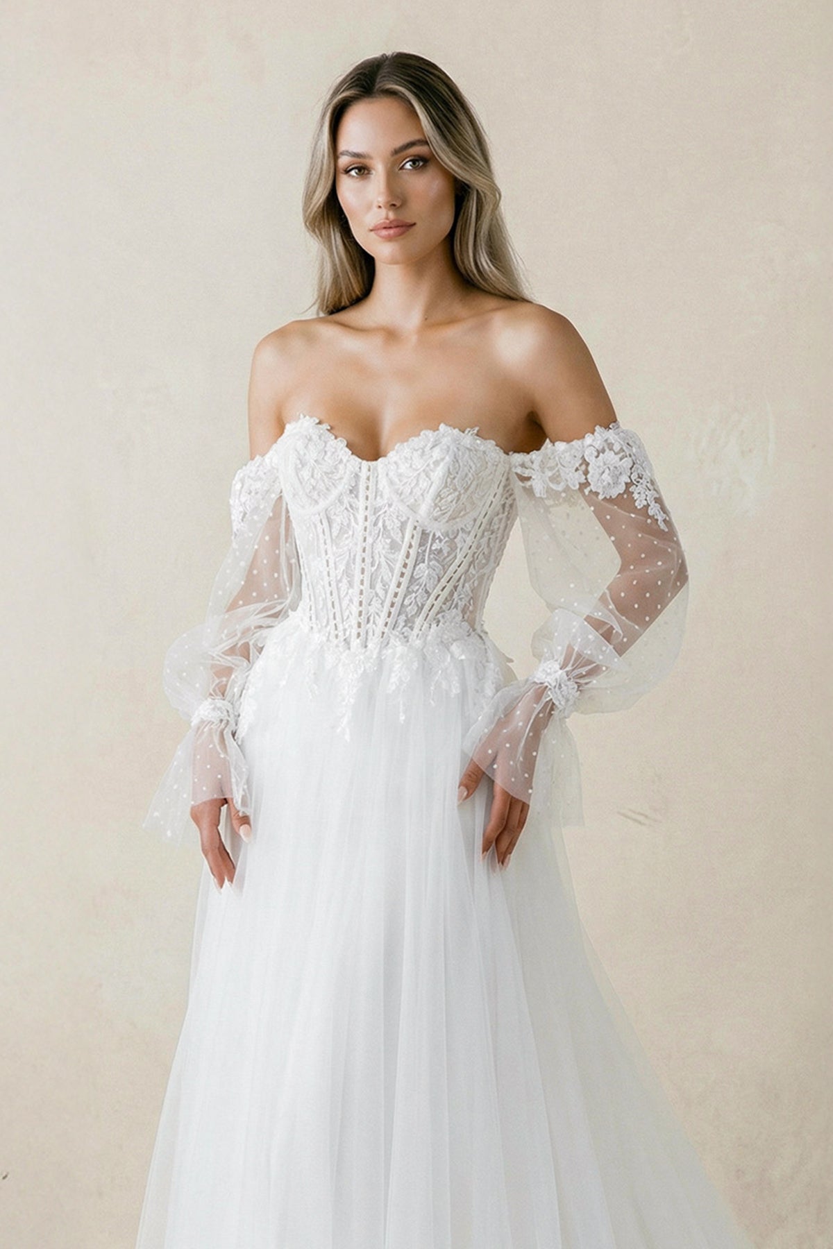 Robe de mariée blanche trapèze en tulle à épaules dénudées manches longues - Harana