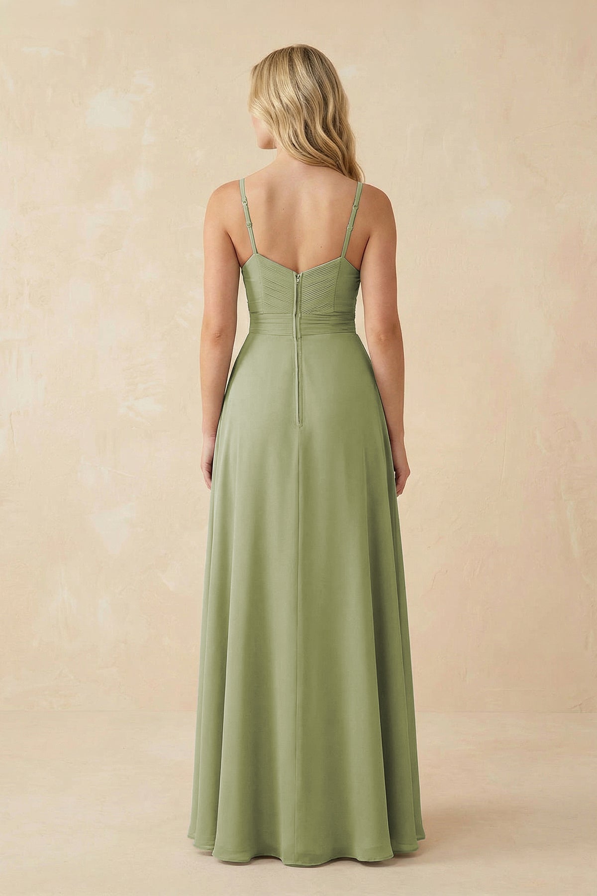 Robe demoiselle d’honneur moss green longue sans manches plissée effet drapé - Harana