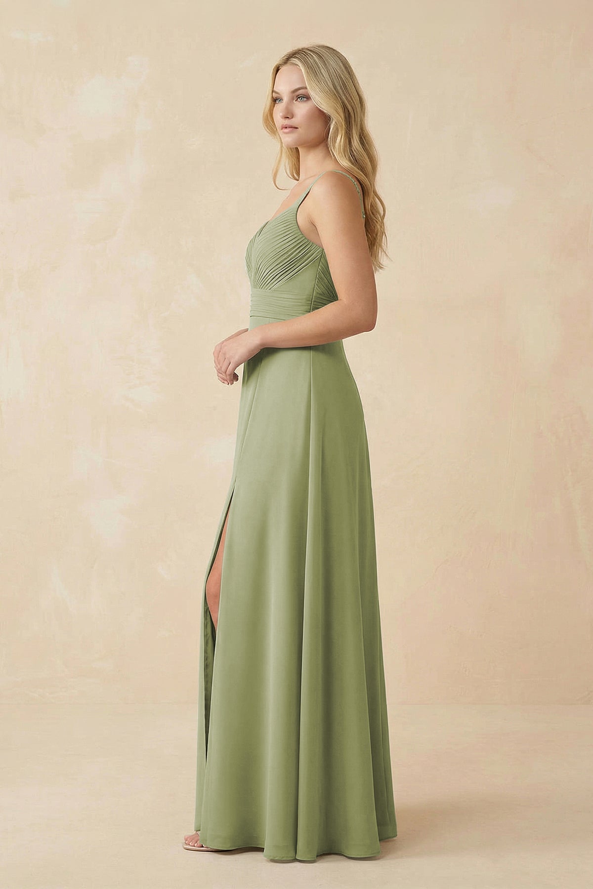 Robe demoiselle d’honneur moss green longue sans manches plissée effet drapé - Harana
