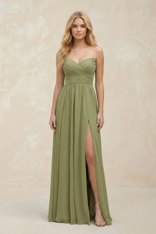 Robe de demoiselle d’honneur vert mousse longue en mousseline coupe trapèze à décolleté cœur plissée - Harana