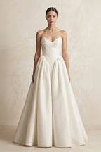 Robe de mariée ivoire courte sans manches à corset satinée - Harana
