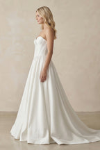Robe de mariée blanc courte sans manches à corset à dentelle - Harana