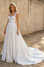 Robe de mariée blanche trapèze en satin décolleté cœur sans manches - Harana