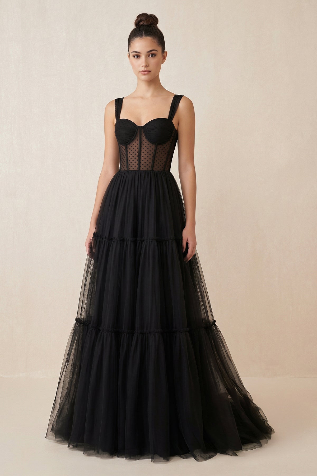 Robe de mariée noire trapèze en tulle décolleté cœur sans manches - Harana