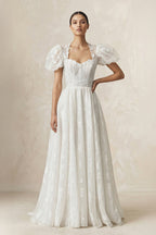 Robe de mariée ivoire trapèze en tulle décolleté cœur à appliqués - Harana