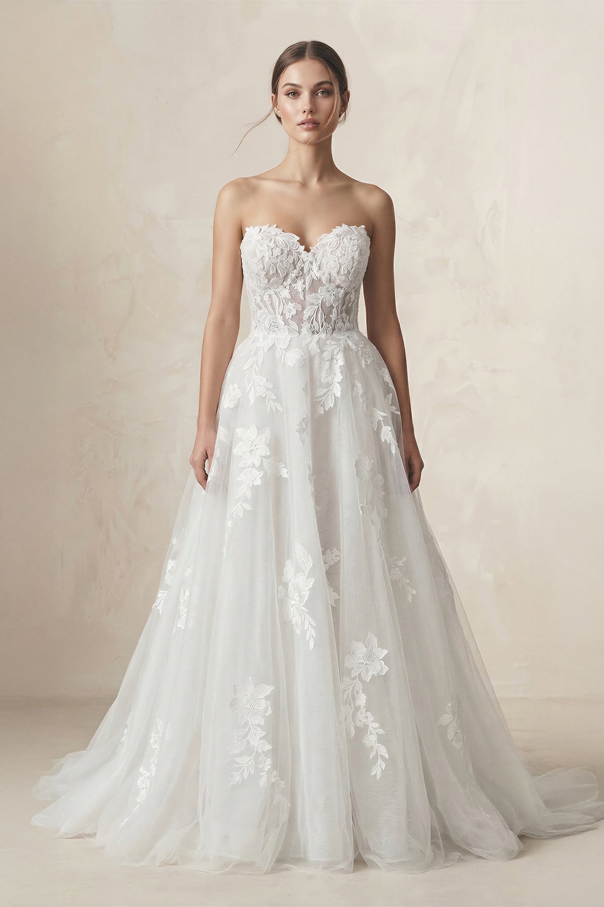 Robe de mariée ivoire courte sans manches à dentelle en tulle - Harana