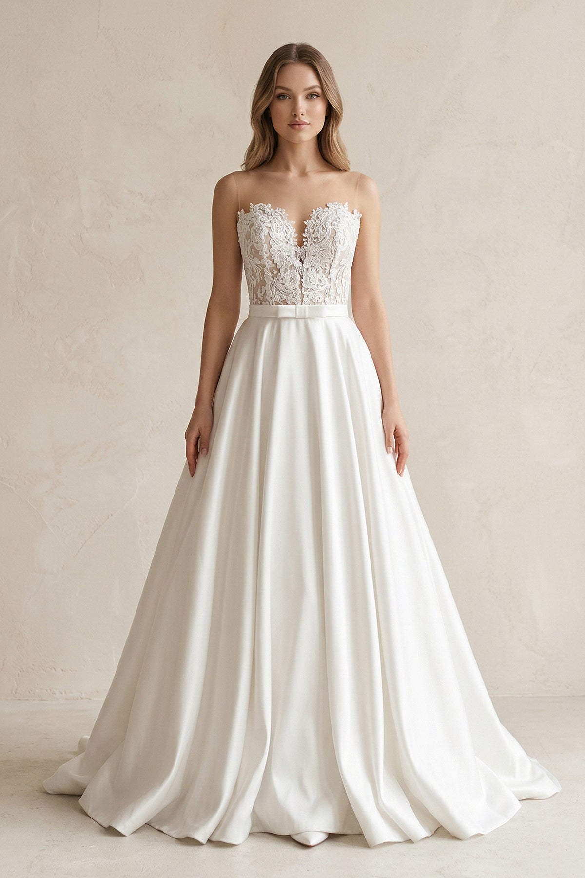 Robe de mariée blanche longue satinée coupe princesse à décolleté cœur ornée d’appliqués - Harana
