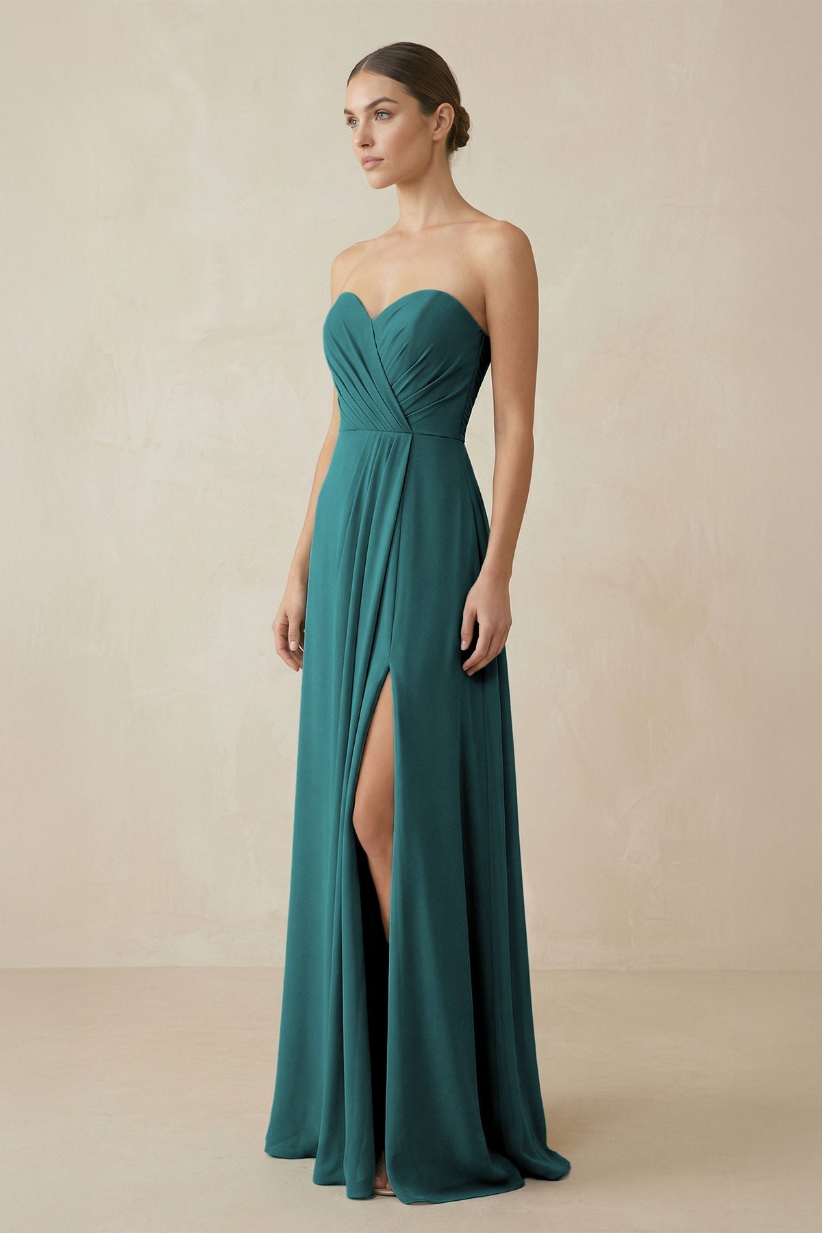 Robe demoiselle d’honneur pine longue sans manches avec fente froncée - Harana