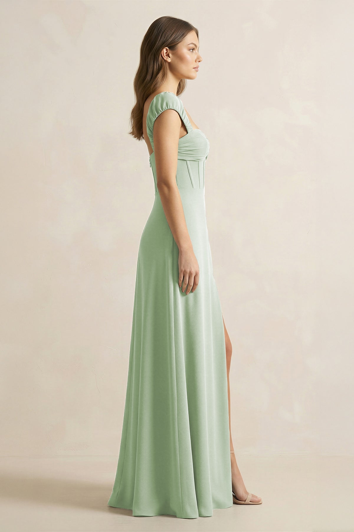 Robe demoiselle d’honneur vert sauge longue effet drapé à corset en mousseline - Harana