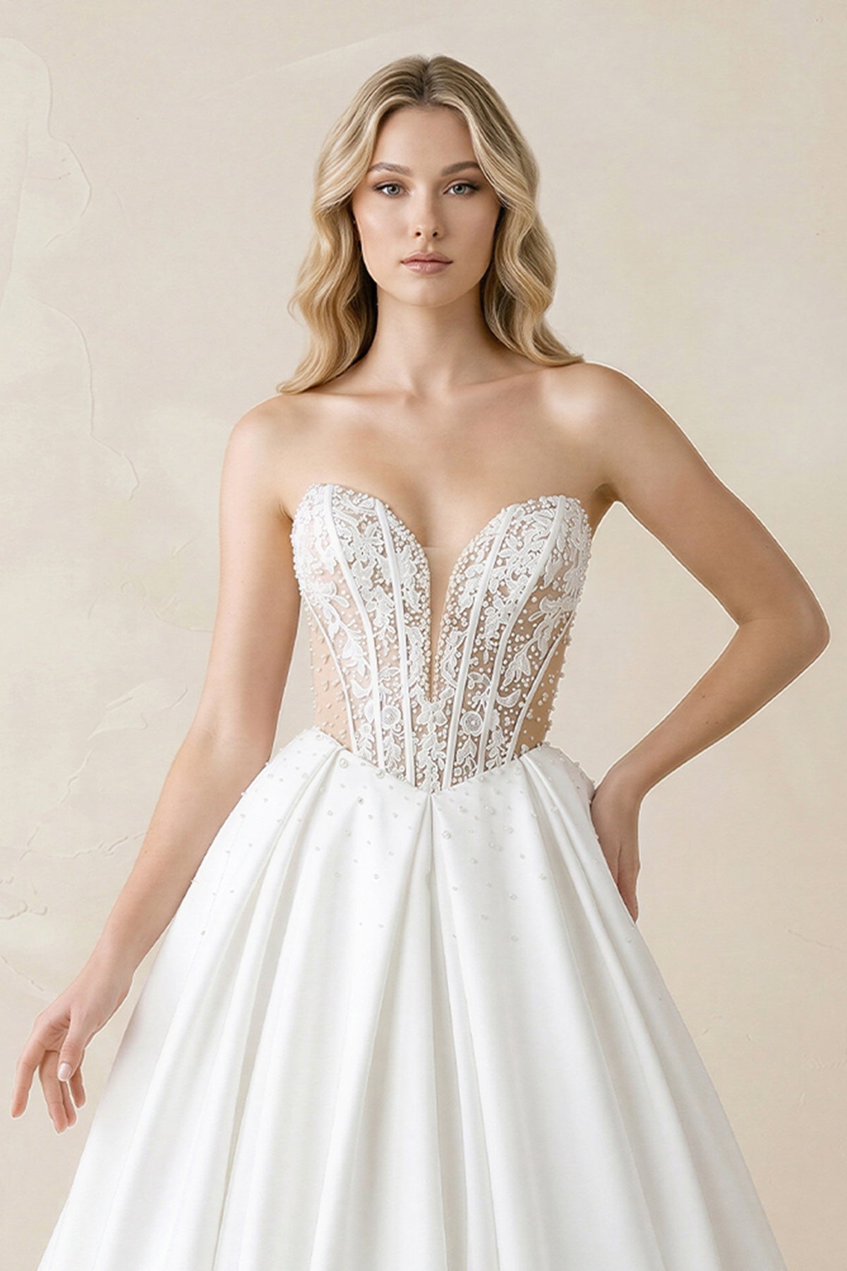 Robe de mariée blanche trapèze en satin décolleté cœur sans manches - Harana