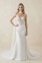 Robe de mariée blanche en satin et dentelle coupe sirène à décolleté cœur avec corset - Harana