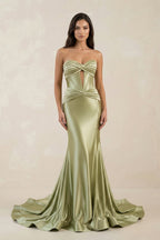 Robe longue vert sauge satinée coupe sirène décolleté cœur détail goutte - Harana