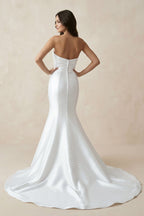 Robe de mariée blanche en satin coupe sirène à décolleté cœur - Harana