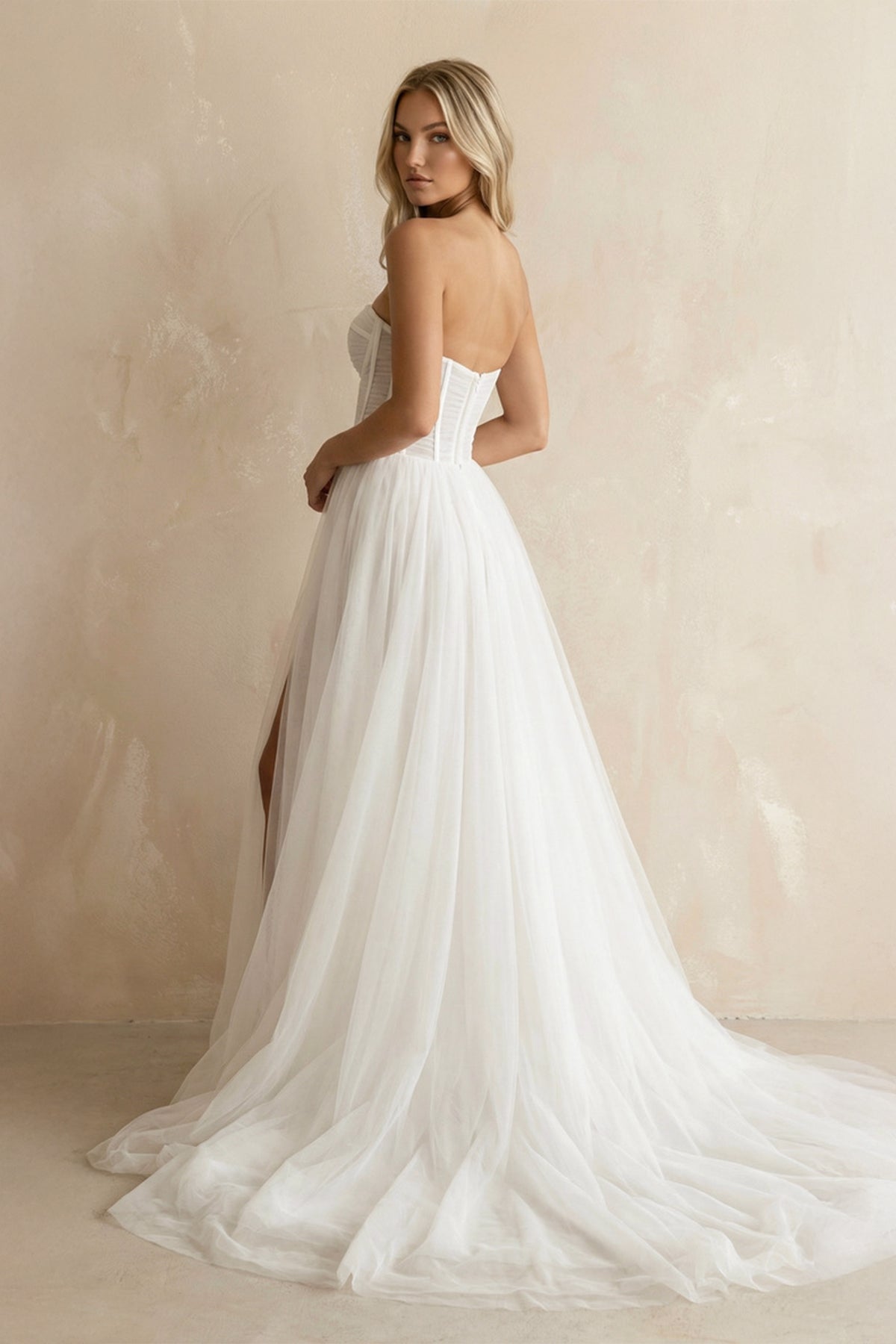Robe de mariée blanche trapèze tulle décolleté cœur à corset sans manches - Harana