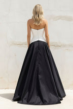 Robe longue black & white décolleté cœur effet drapé - Harana