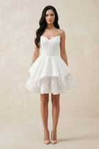 Robe de mariée courte blanc satinée sans manches à corset - Harana