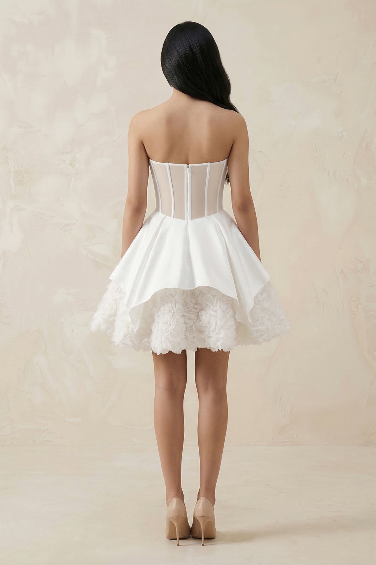 Robe de mariée courte blanc satinée sans manches à corset - Harana