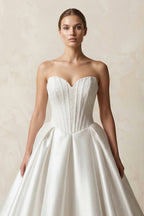 Robe de mariée blanc courte sans manches à corset satinée - Harana