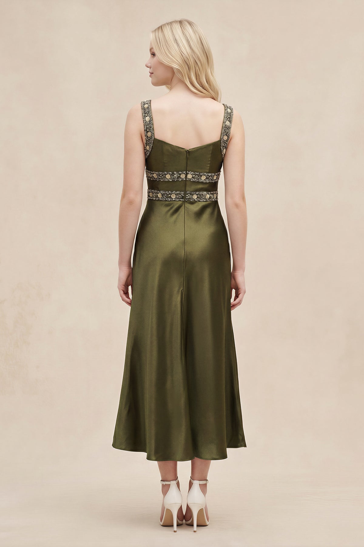 Robe vert olive midi satinée coupe fourreau à décolleté cœur plissée - Harana