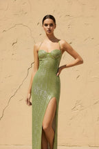 Robe longue matcha pailletée décolleté cœur - Harana