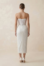 Robe de mariée blanche fourreau dentelle décolleté cœur à corset sans manches - Harana
