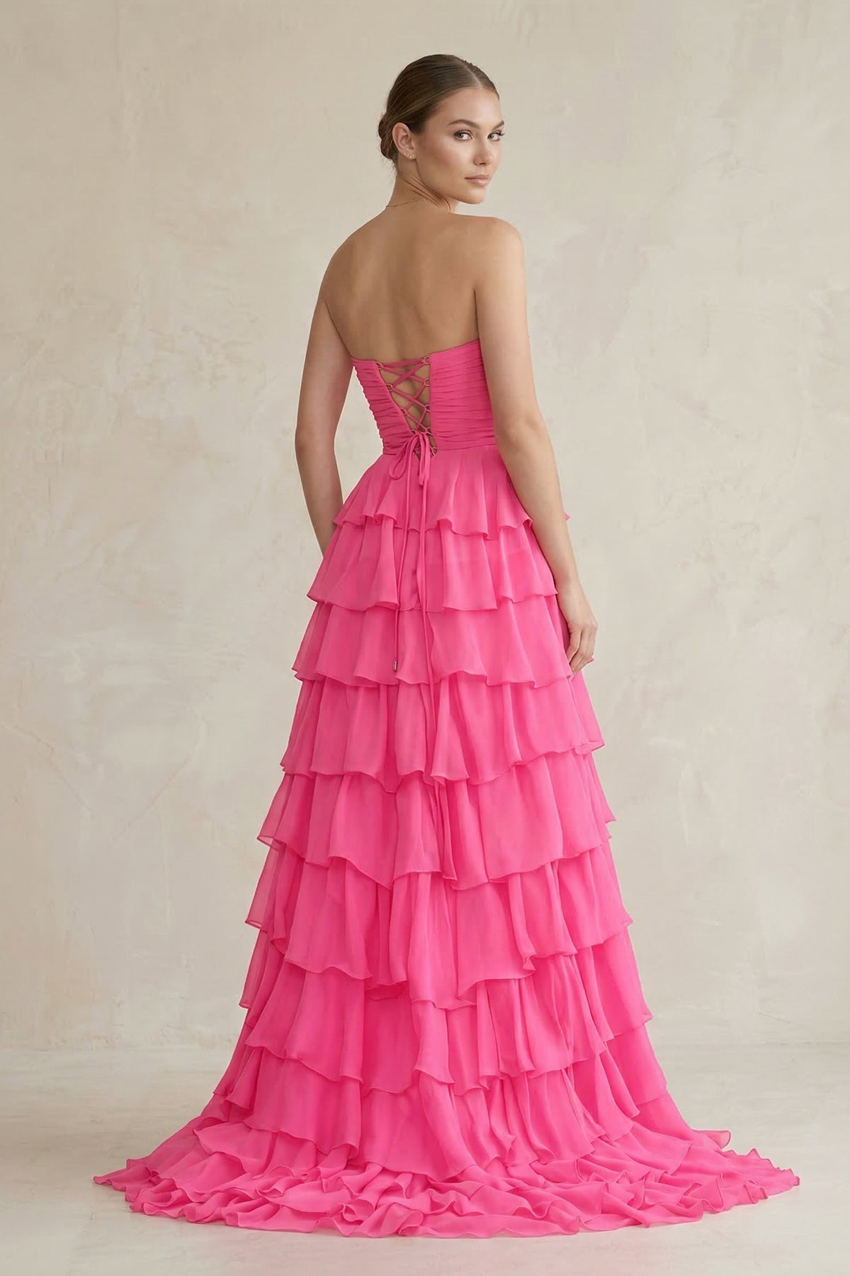 Robe longue fuchsia en mousseline coupe trapèze décolleté cœur avec nœud - Harana