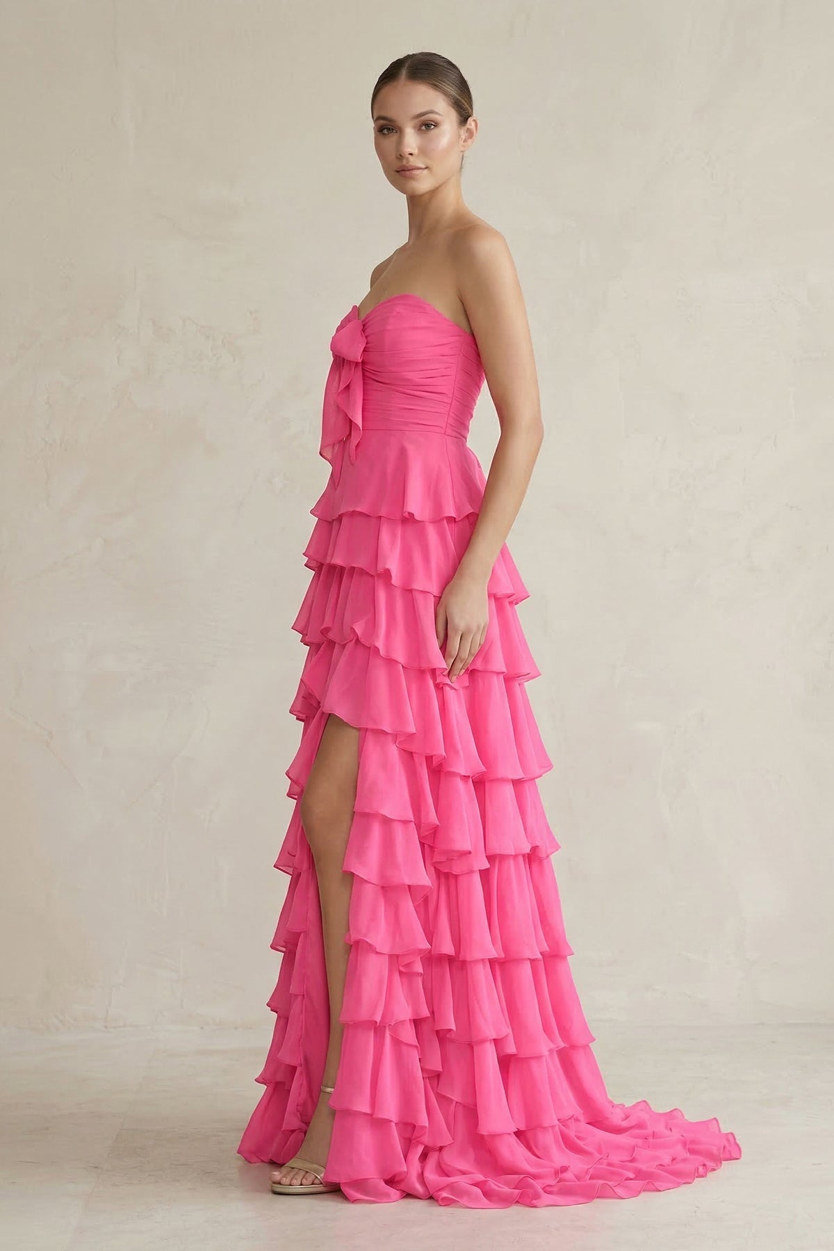 Robe longue fuchsia en mousseline coupe trapèze décolleté cœur avec nœud - Harana