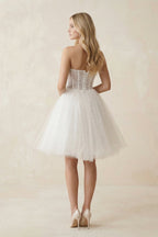 Robe de mariée courte ivoire en tulle sans manches à corset - Harana