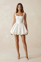 Robe de mariée courte blanc en dentelle sans manches à corset - Harana