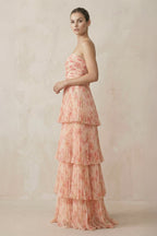 Robe demoiselle d’honneur pink floral longue sans manches plissée à volants - Harana