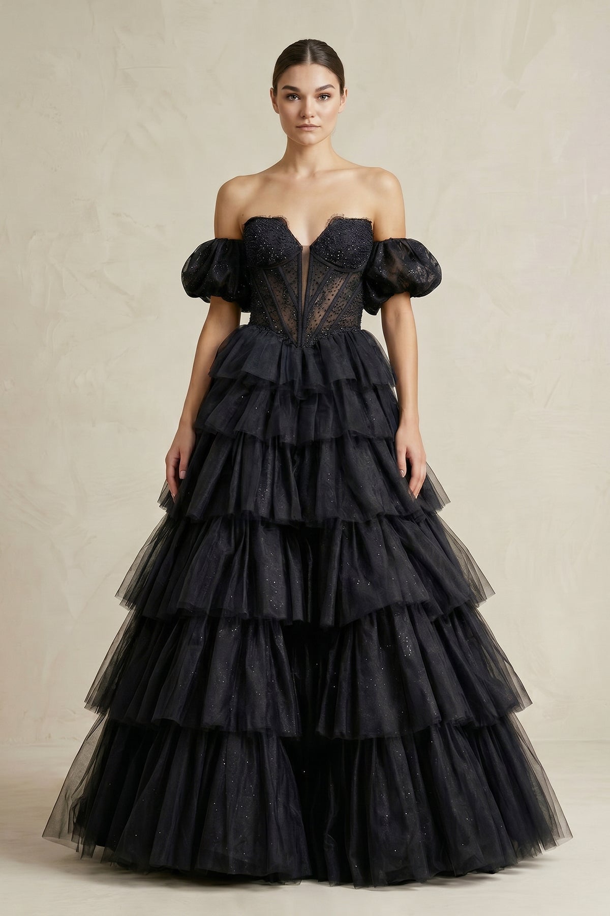 Robe de mariée noir longue à épaules dénudées en tulle - Harana