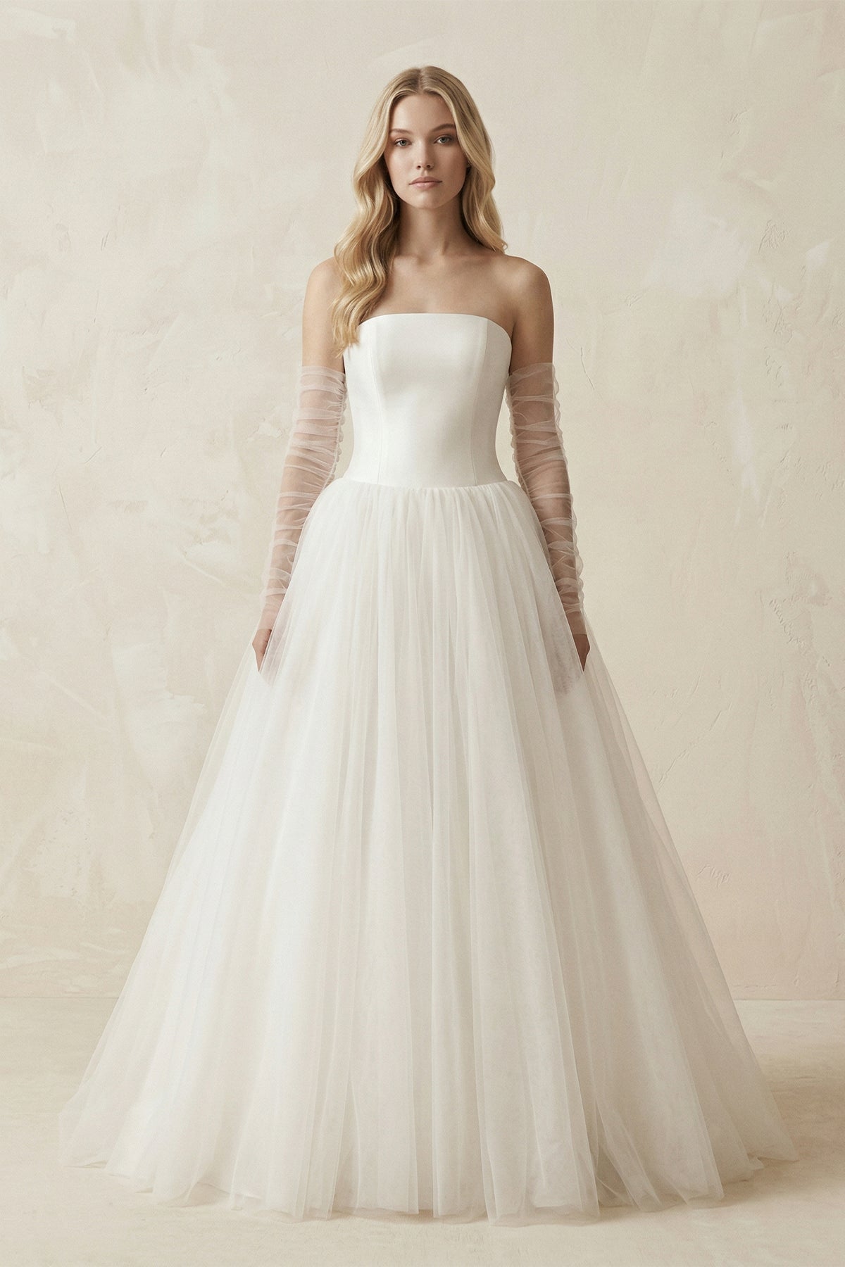 Robe de mariée ivoire longue bustier manches longues froncée - Harana