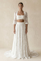 Robe de mariée blanche trapèze en dentelle à appliqués col carré - Harana