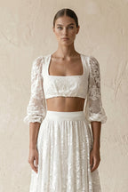 Robe de mariée blanche trapèze en dentelle à appliqués col carré - Harana
