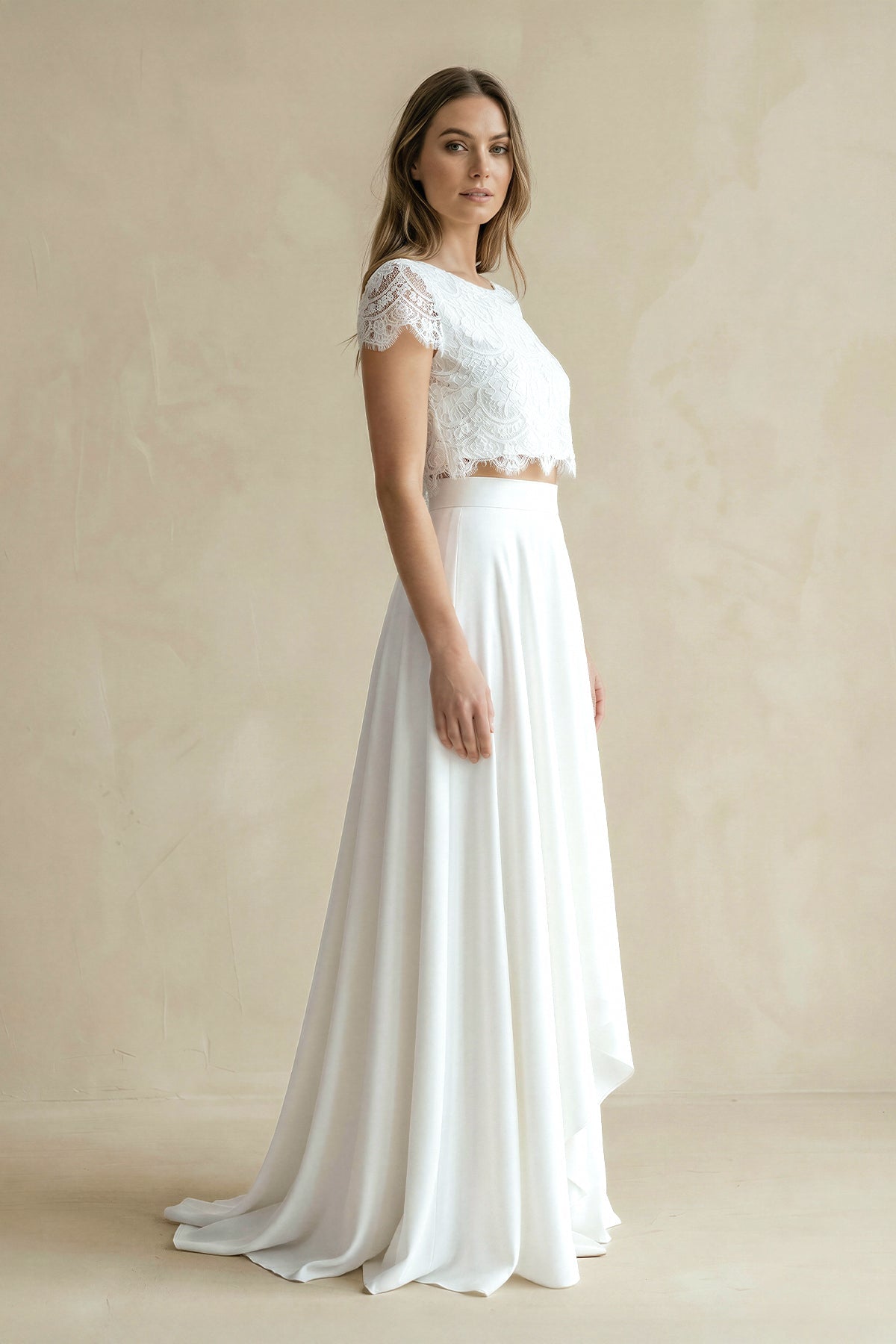 Robe de mariée blanche trapèze en mousseline - Harana