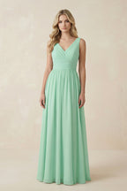 Robe demoiselle d’honneur pale pistachio longue col V sans manches avec fente - Harana