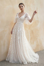 Robe de mariée blanche et nude trapèze dentelle col V - Harana