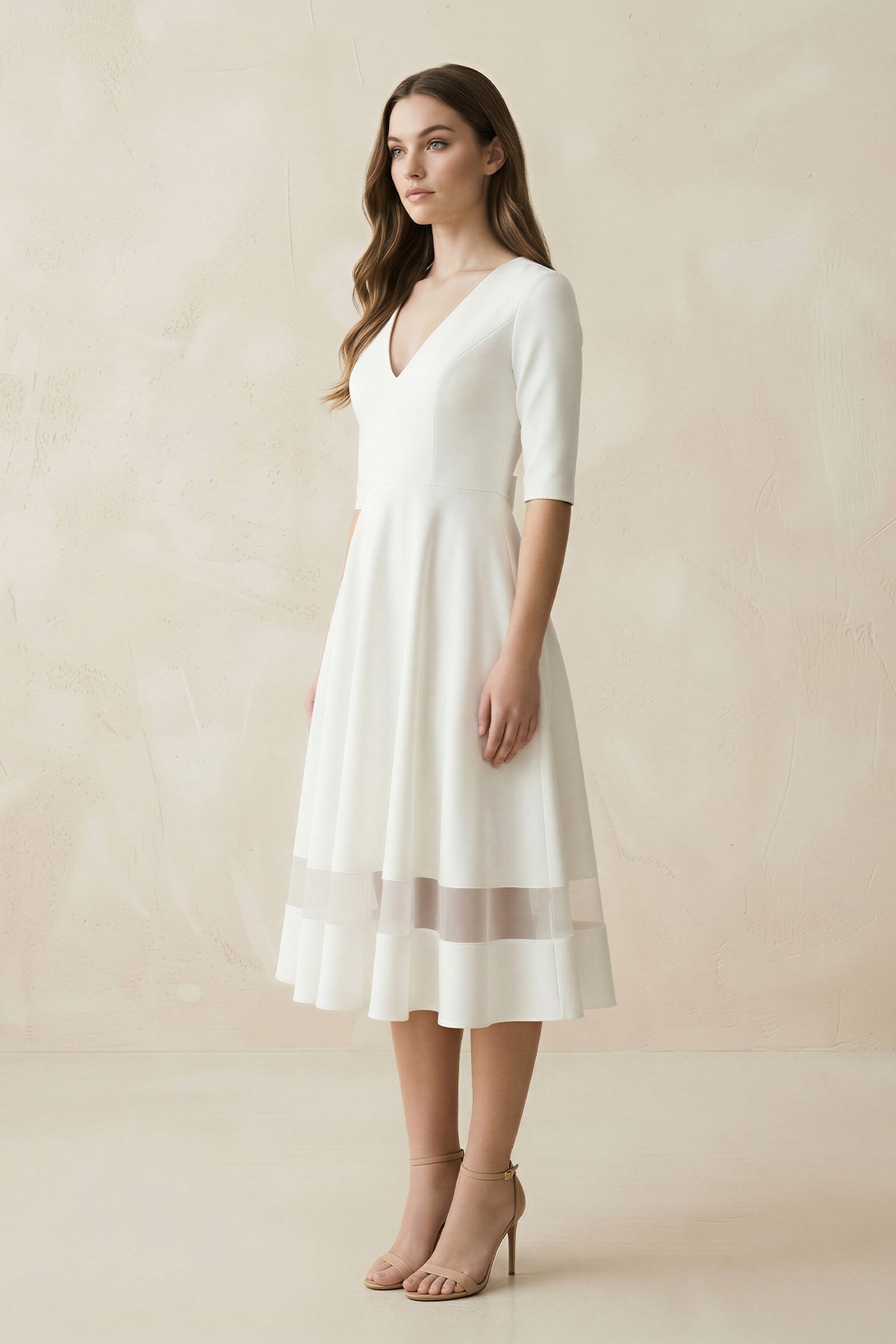 Robe de mariée blanche trapèze en satin à col V manches courtes - Harana