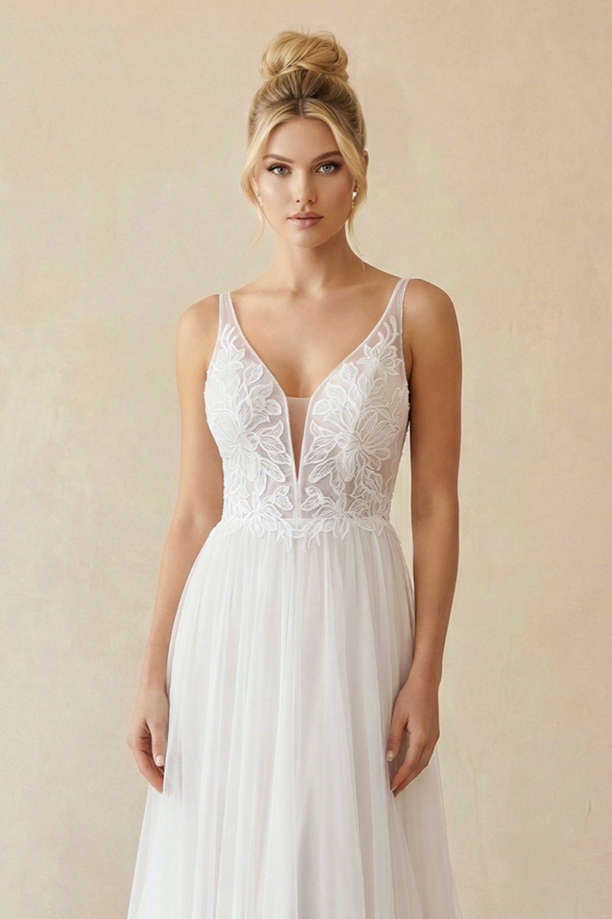Robe de mariée blanche trapèze en tulle à col V sans manches - Harana