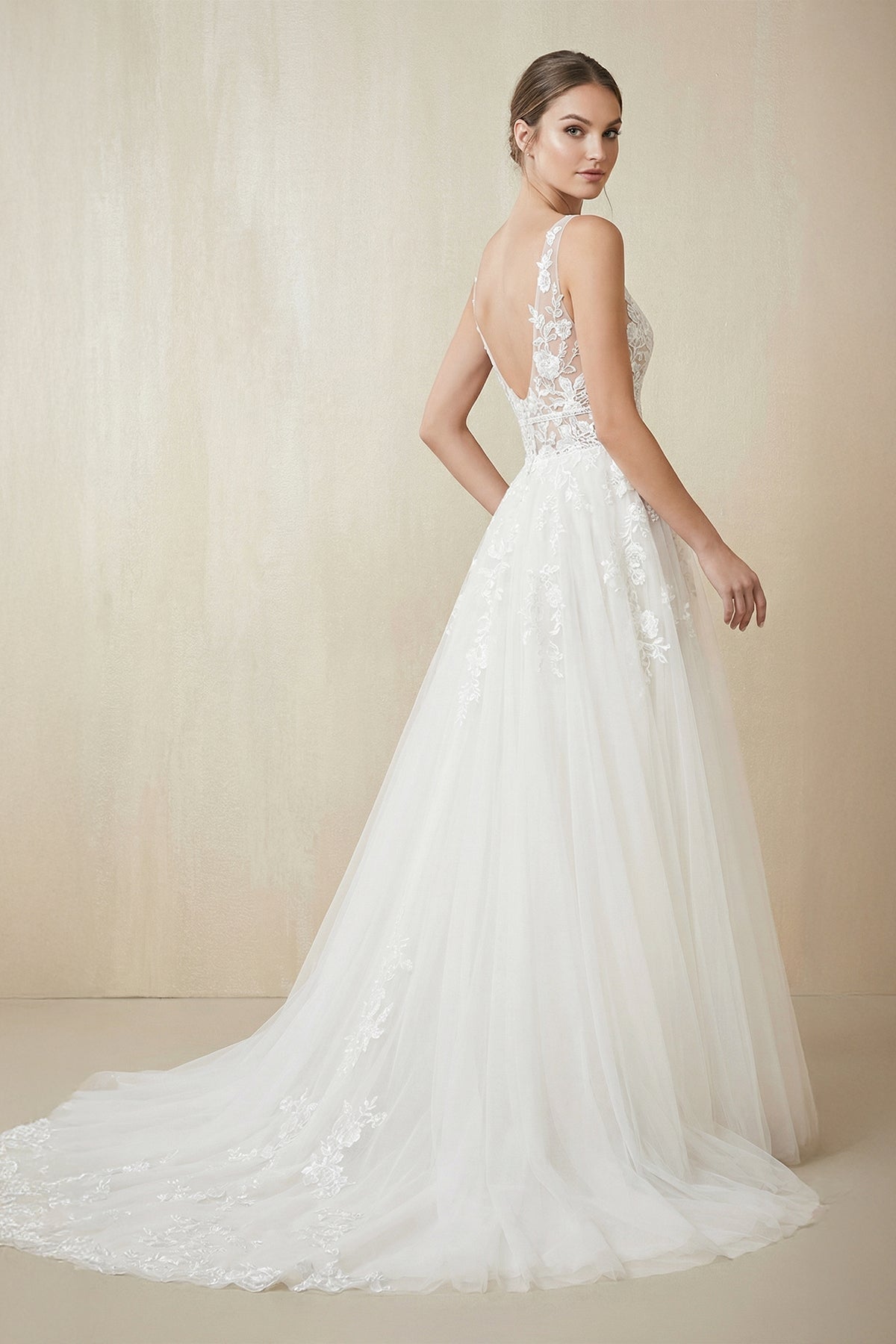 Robe de mariée blanche trapèze en tulle à col V sans manches - Harana