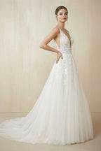 Robe de mariée blanche trapèze en tulle à col V sans manches - Harana